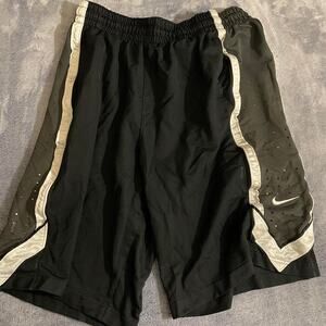 XL y2k baggy nike basketball